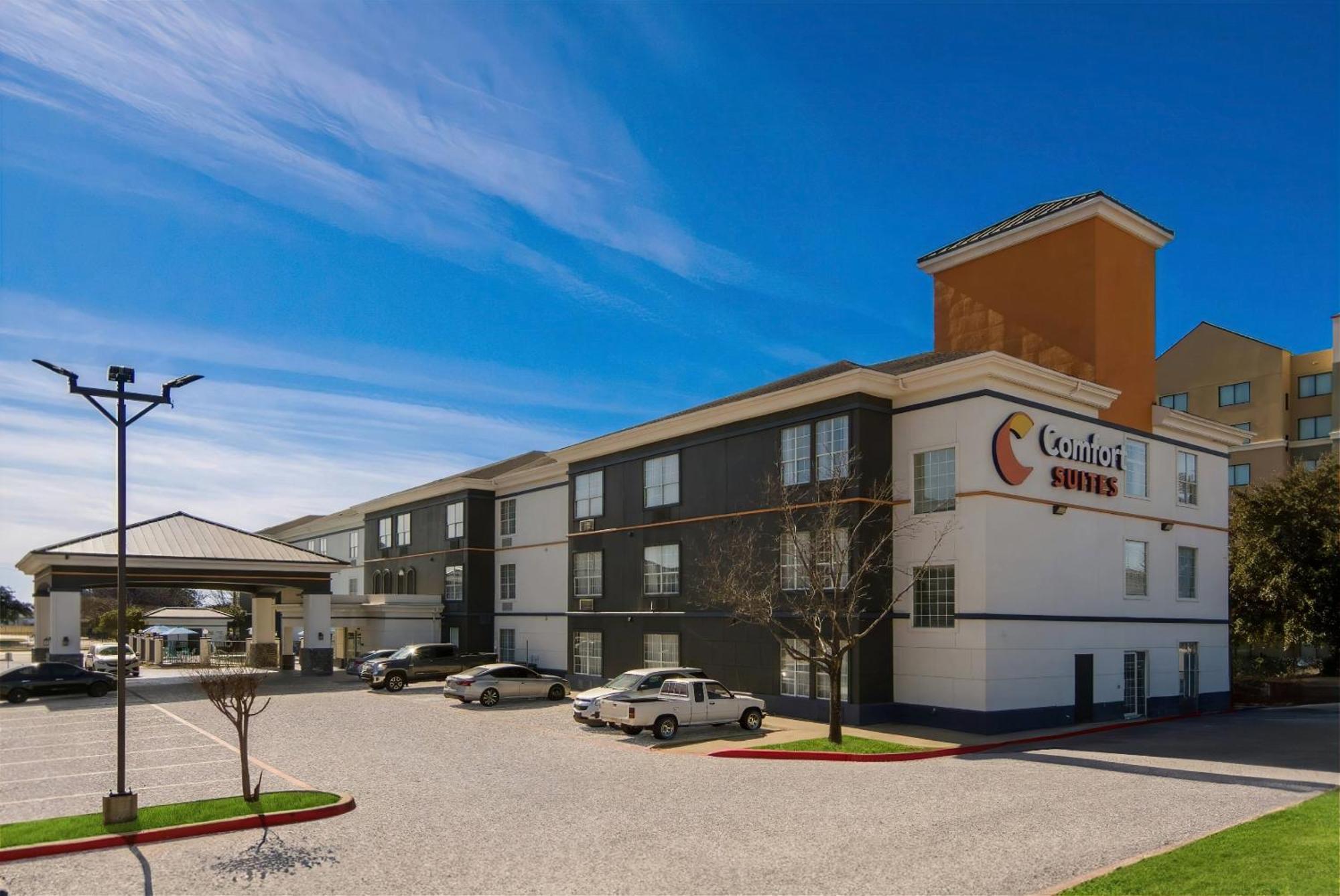 Comfort Suites Fort Worth North Fossil Creek Eksteriør billede